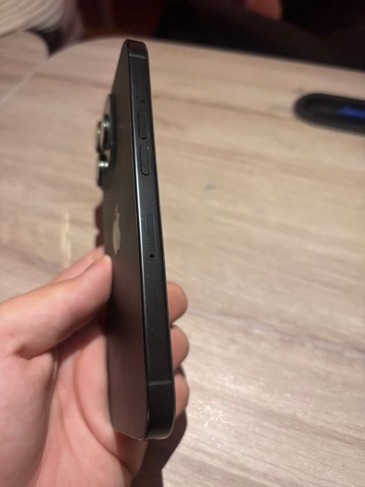 Vand iphone 16 pro 256gb