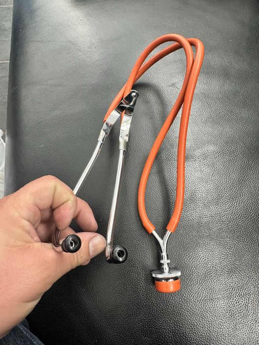 Stetoscop folosit dar ca nou