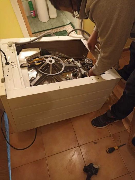 Reparații mașini de spălat rufe, vase și uscătoare rufe – București