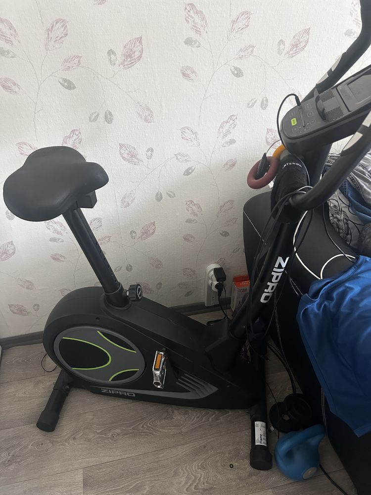 Велоергометър Zipro Flame iconsole strava