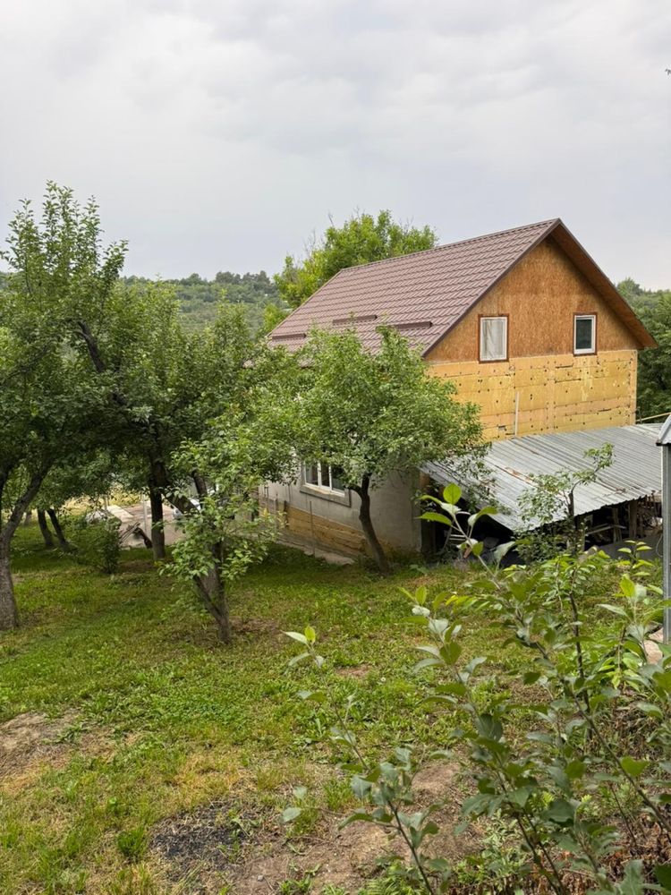 Продам дом с участком 12 соток