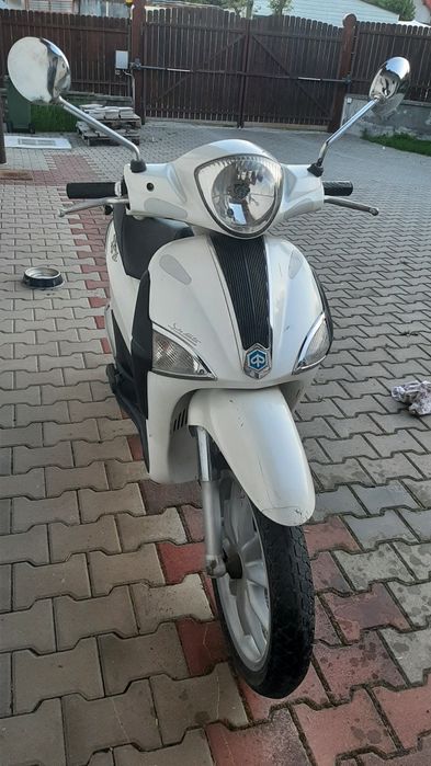 Scuter Piaggio Liberty 50 cm3 4 timpi