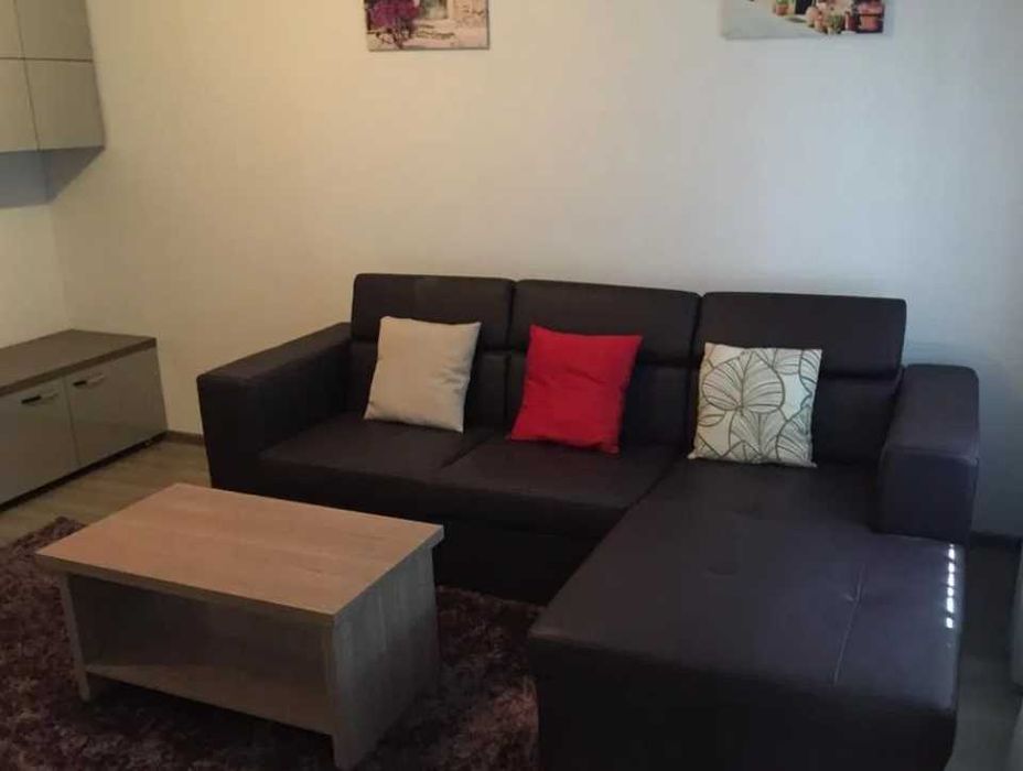 Дава се под наем Двустаен апартамент в Пловдив, Остромила - 60 кв.м за 270.3 € - Снимка #2