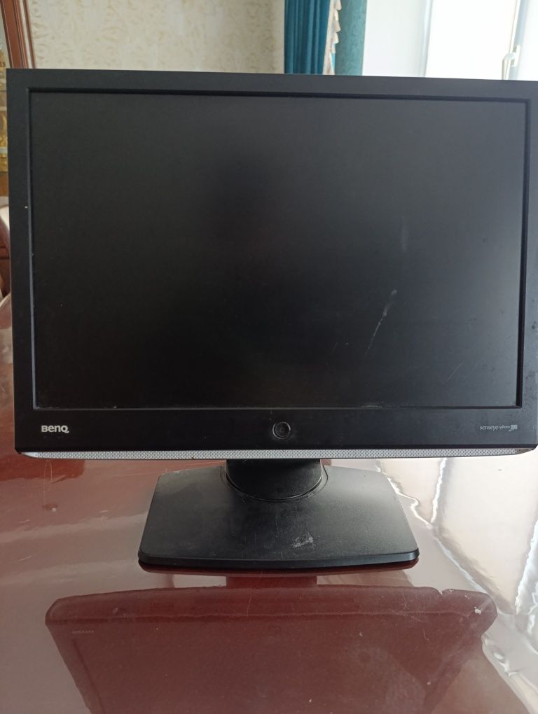 Продаю монитор BenQ