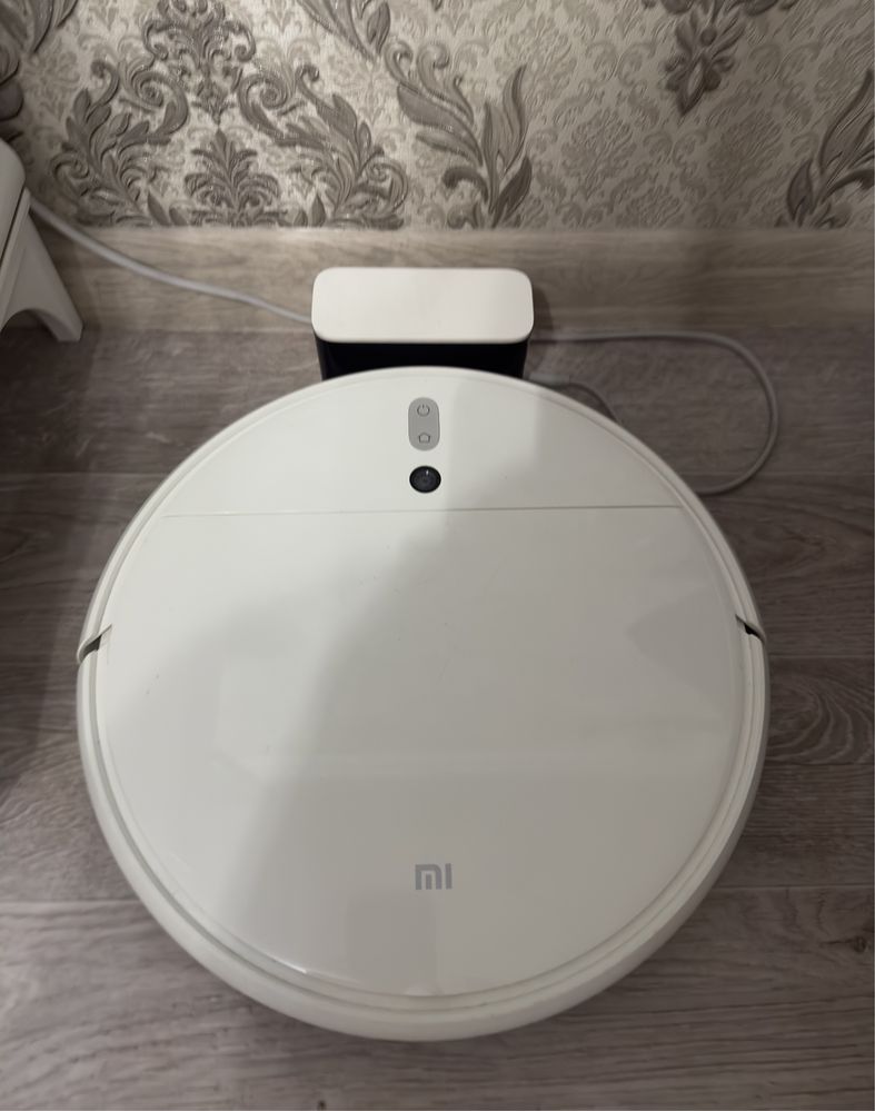 Робот-пылесос Xiaomi mi robot vacuum mop