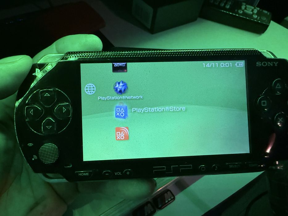 SONY PSP MODAT 8gb + cadou 16 gb