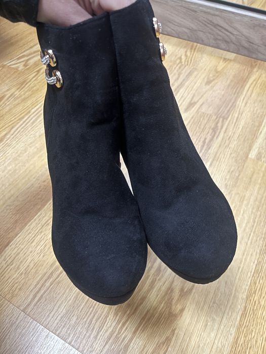 Botine superbe Marimea 37