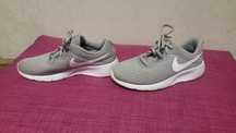 Adidasi Nike gri 33