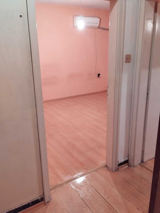 Продавам апартамент 1 стаен 42кв.м