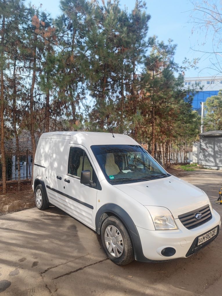 Ford transit connect 1.8  на ходу, в хорошем состоянии