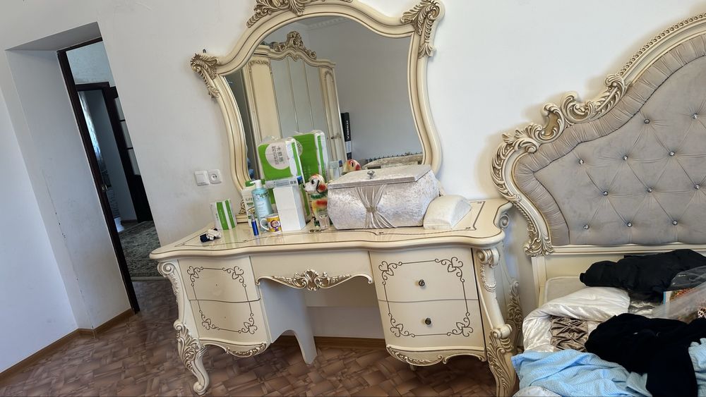 спальный гарнитур, кроват камод 2 тумбочка шкаф+2 сундук