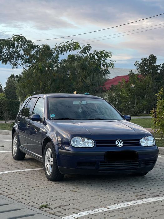 Vand golf 4 1,4 fsi BENZINA