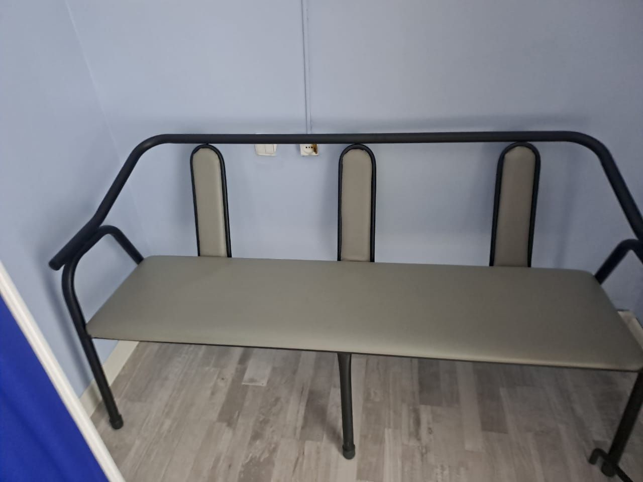 Скамейка продается