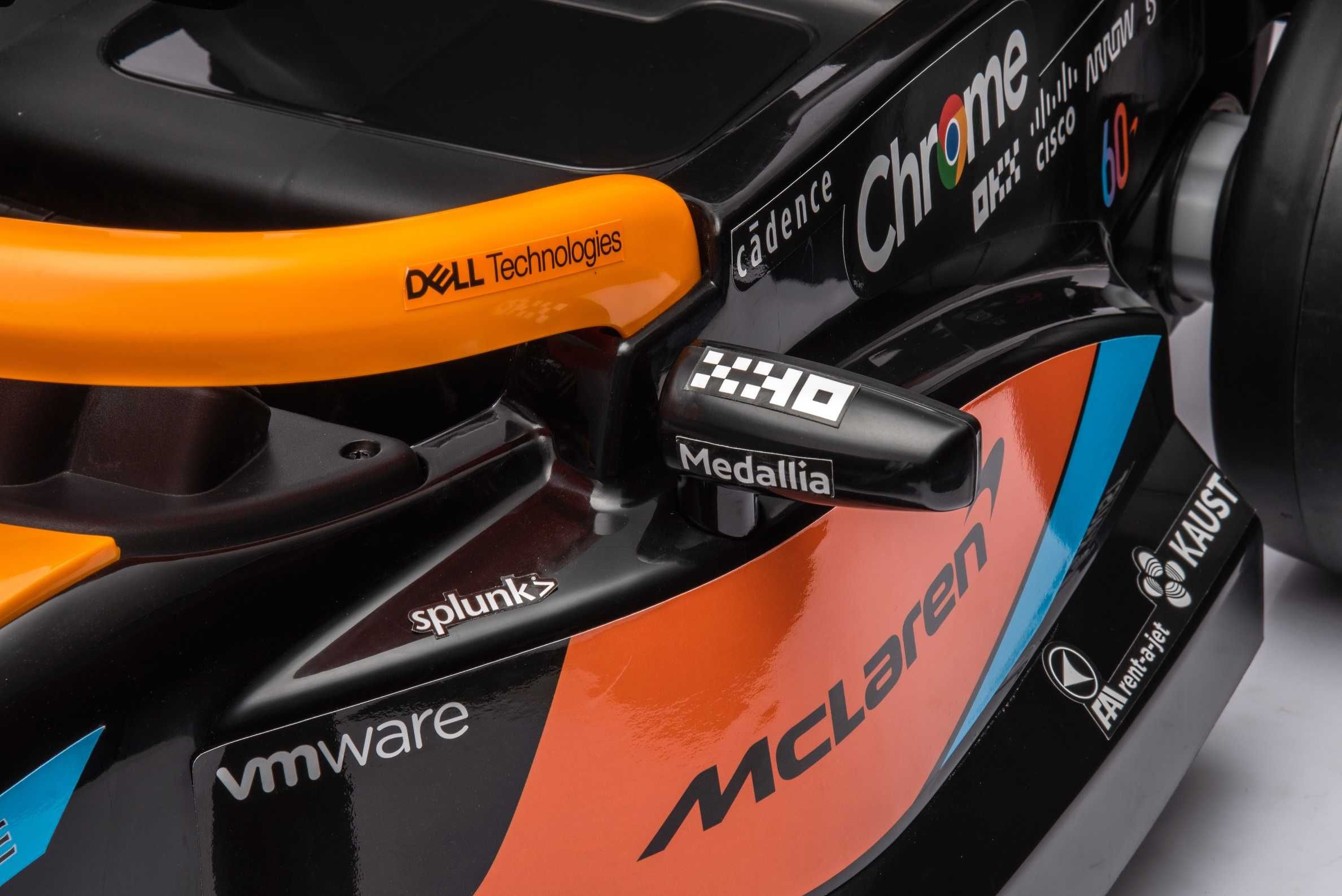 Masinuta electrica Formula 1 McLaren Racing 2x 35W 12V, scaun tapitat