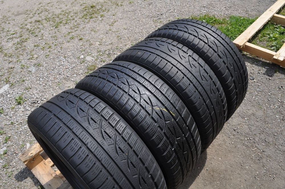 SET 2 Anvelope Iarna 225/55 R17 HANKOOK WINTER ICEPT EVO 101V