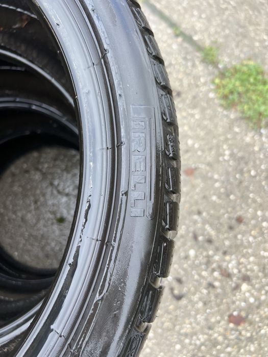 Зимни гуми 225/40/18 Pirelli DOT18с борд .Цена комплект