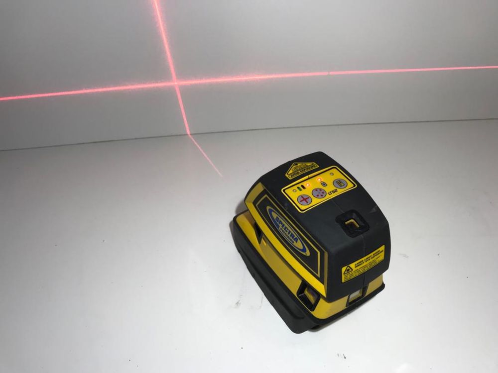 Nivela Laser Lini Spectra Precision Trimble LT 52
