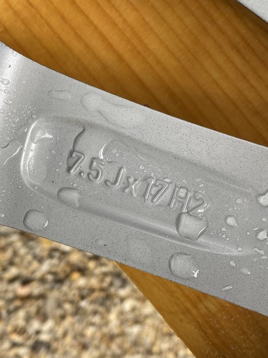 17 цола 5 х 112 мм Мерцедес  , Ауди , Фолксваген , Шкода , Сеат