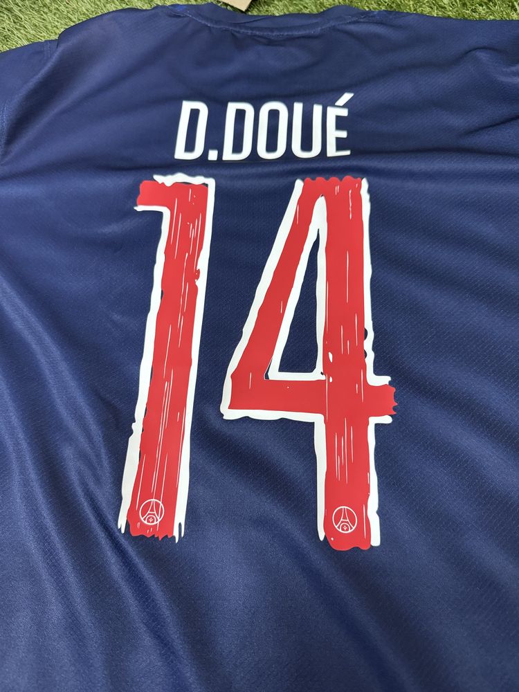 Тениска на Paris Saint-Germain / Desire Doue 2025-26