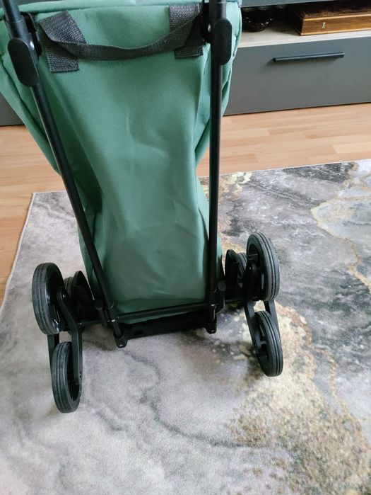 Vand carucior cumparaturi