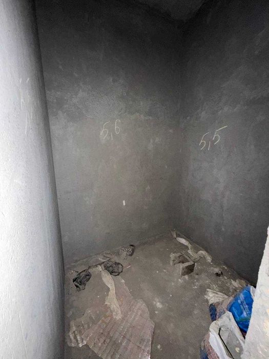 Продаётся 2х комн дуплекс квартира на 1 этаже Ор-р 5 микрорайон Жомий