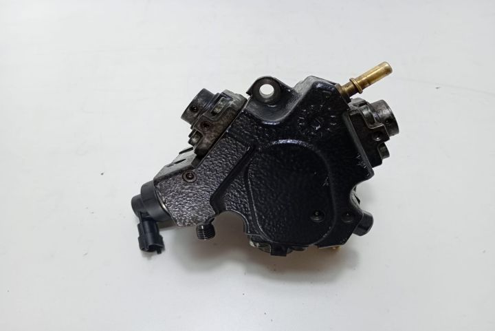 Pompa inalta presiune 1.6 dci 167008960R Mercedes-Benz Sprinter a 2-a