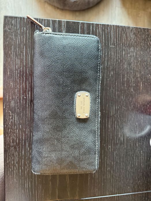 Michael Kors порфейл оригинален