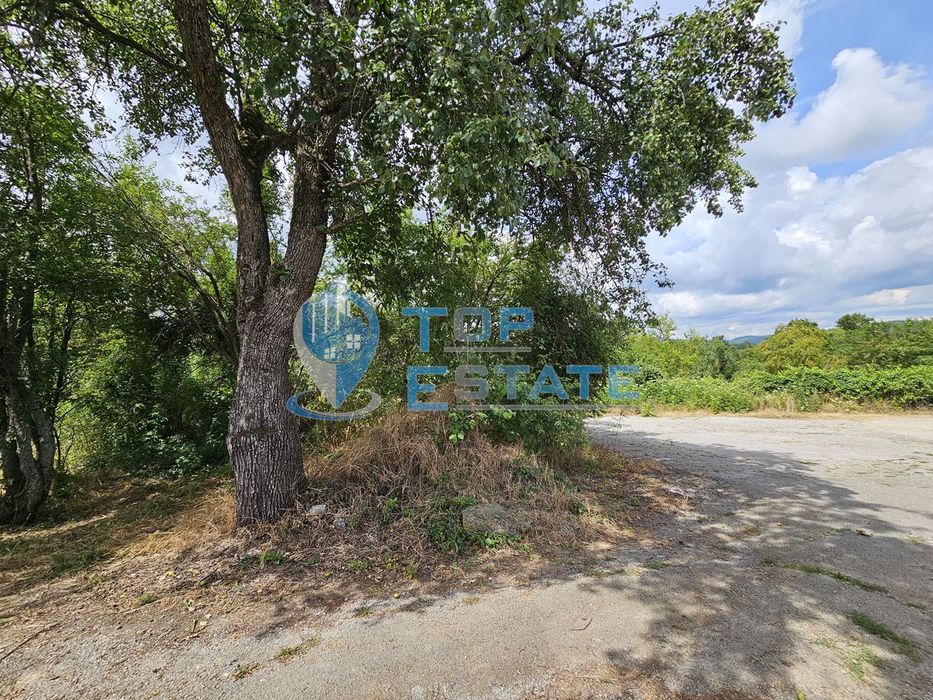 Продава се Парцел в с. Бръчковци, Област Велико Търново - 17998 кв.м за 2 €/кв.м - Снимка #3