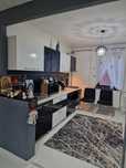 Vând apartament la cheie-3 camere, oraș Aninoasa, județ Hunedoara