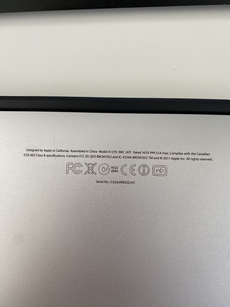 Macbook air 11” 2011 defect