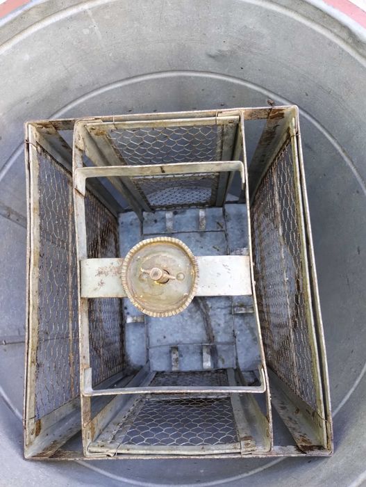 Центрофуга за мед