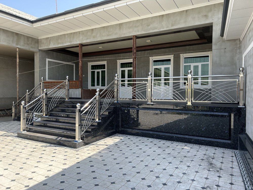 Nerjaveyka perila baryer reshotka