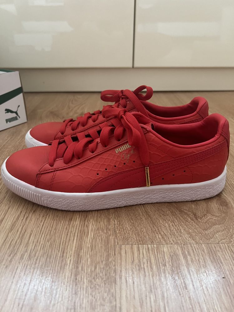 Сникърси Puma Clyde