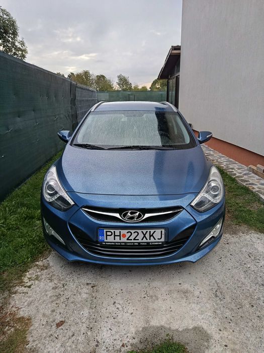 Hyundai i40, benzina