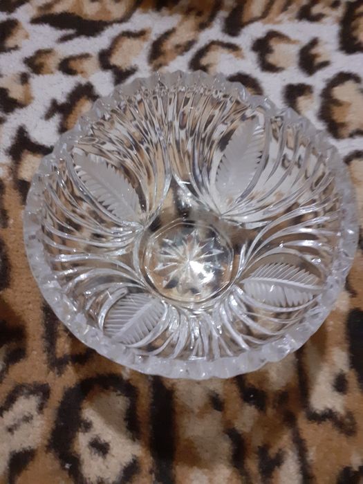 Хрустальные вазочки