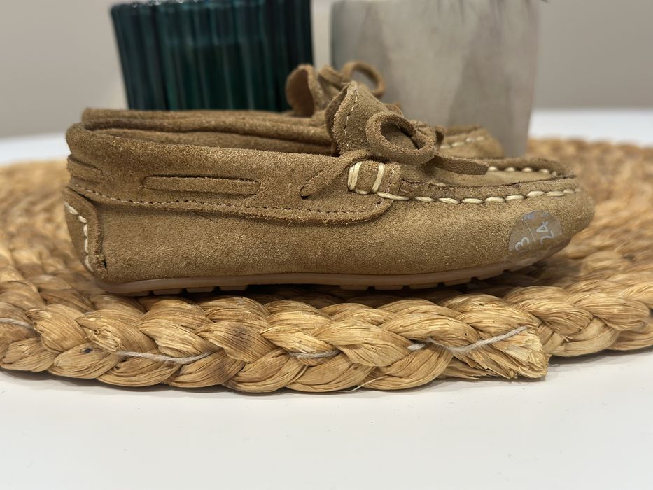 Zara естествена кожа