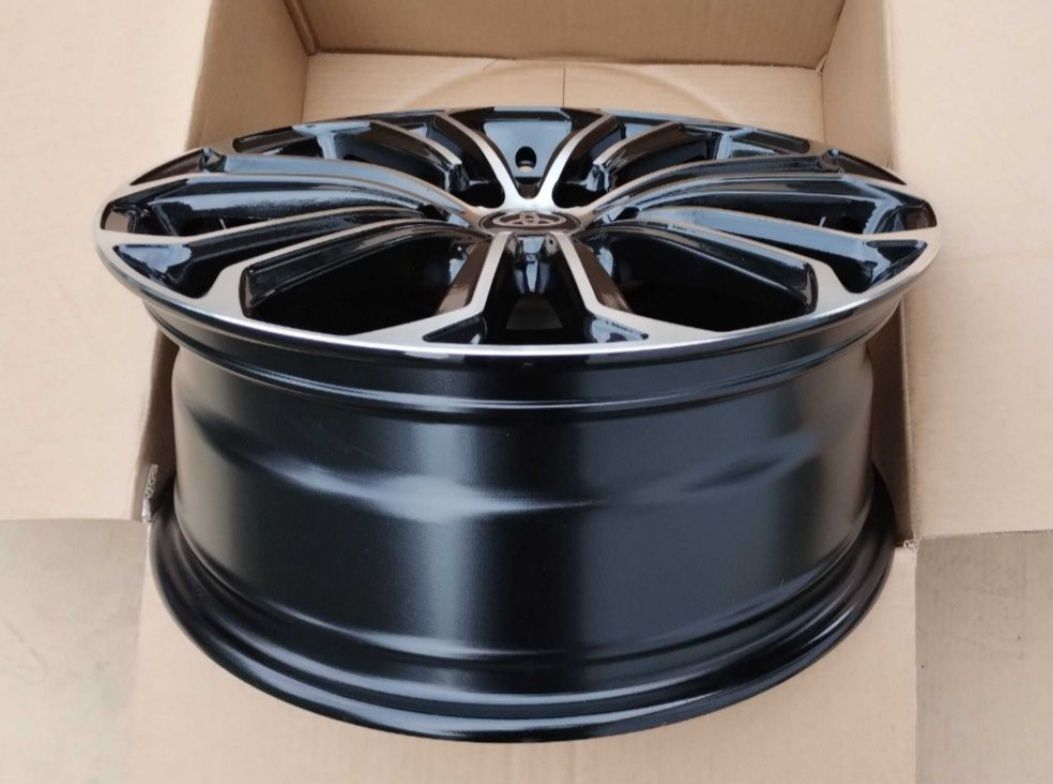 Jante 15 Toyota Corolla Prius Auris pe R15 cu 5 x 114.3 R15