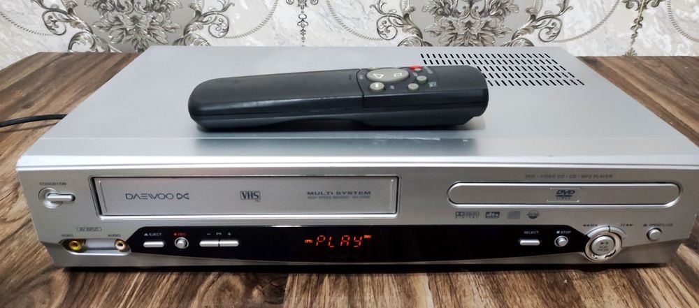 VCR /DVD Видеомагнитафон Daewoo