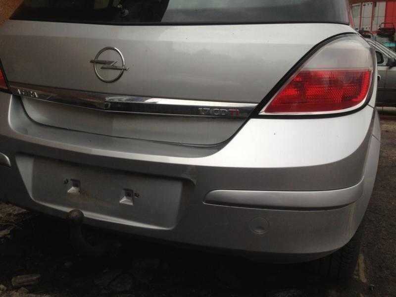 Опел Астра H 1.9 / Opel Astra H 1.9 на части