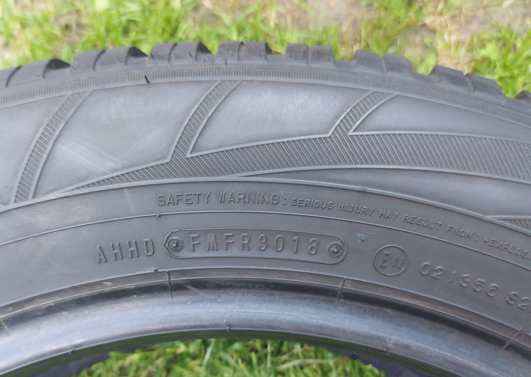 Set 4buc 225/60 R18 104V XL Falken EuroWinter HS01 SUV M+S iarnă