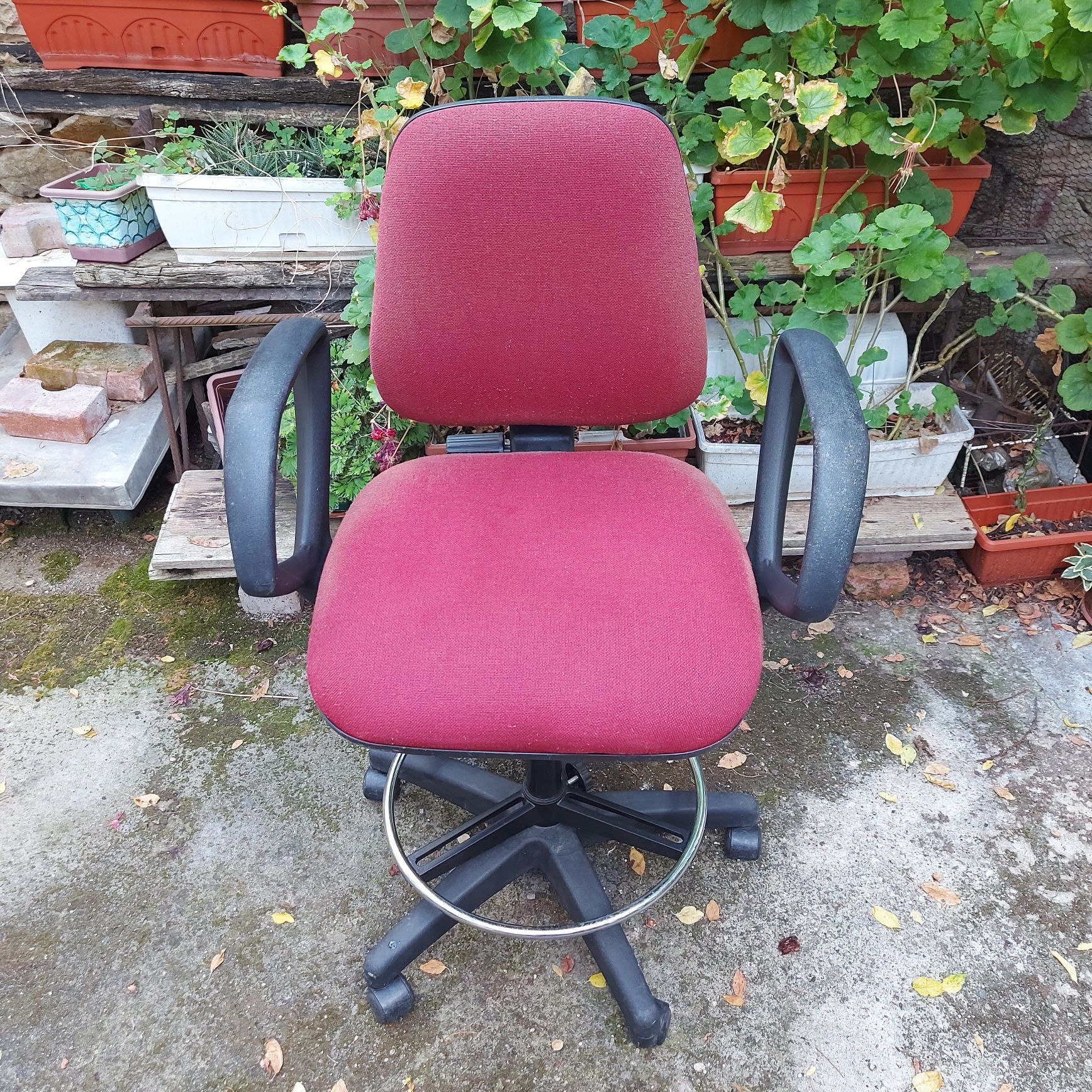 Два употребявани стола