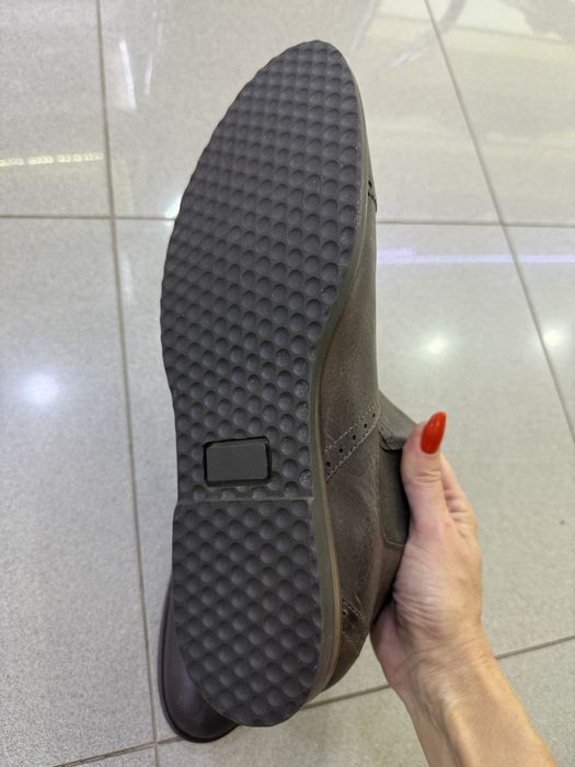 Ботинки новые . 43 турция . Теплые .