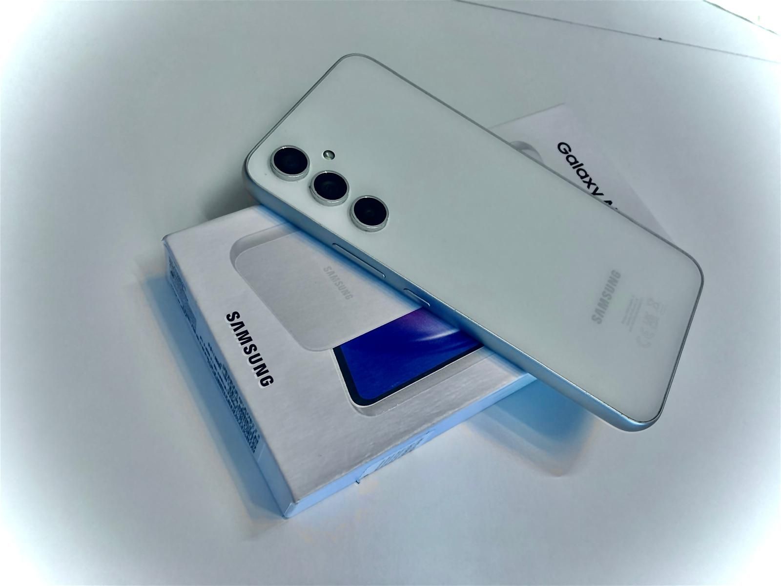 OCAZIE! SAMSUNG A54 în garantie