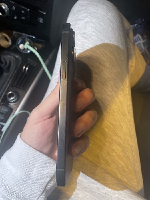 Vand iphone 15 pro max black