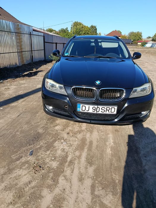 Vând sau schimb cu duster