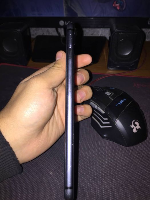 Iphone 8 plus 64 gb 700 ming