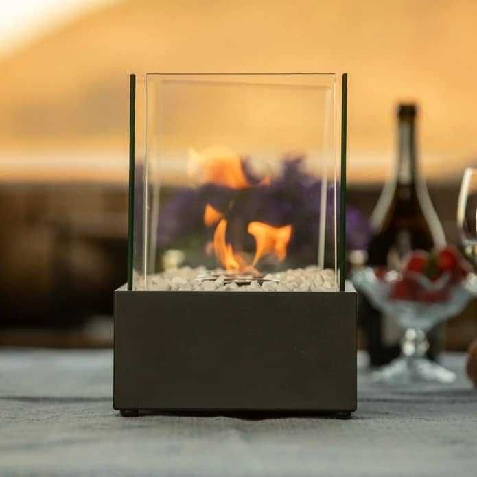 Декоративна малка камина