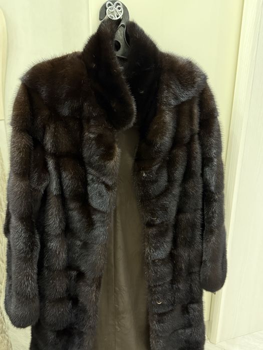 Продам норковую шубу  в хорошем состоянии