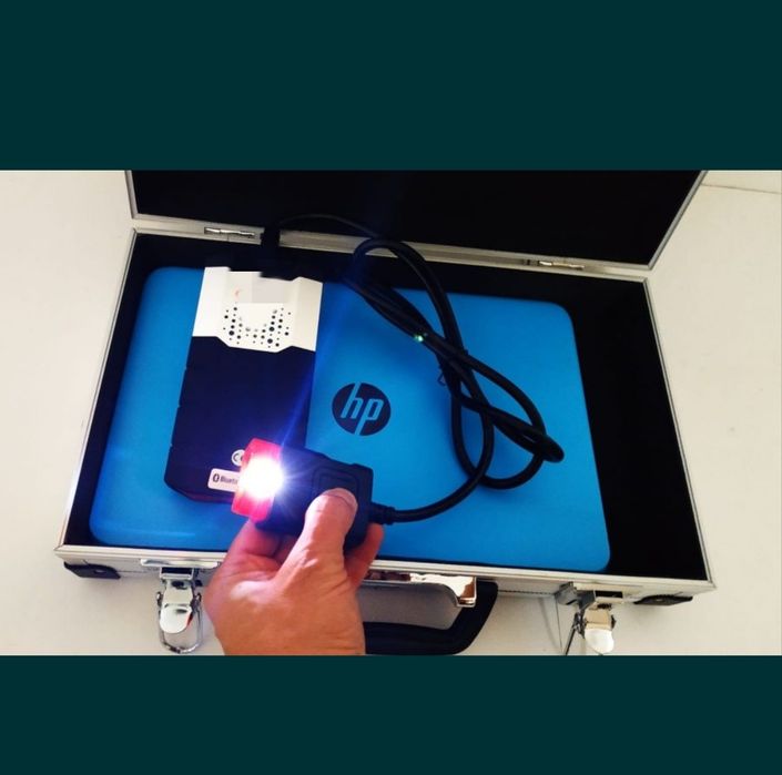 Tester auto Universal 12/24v + Laptop, Turisme si Camioane Full Soft