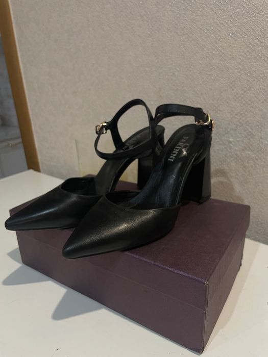 Продам кожанные туфли.